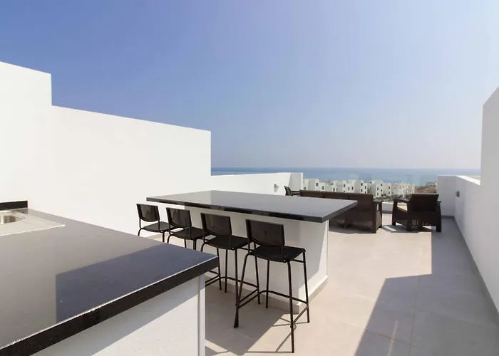 Cove Garden Cyprus Mup Appartamento *